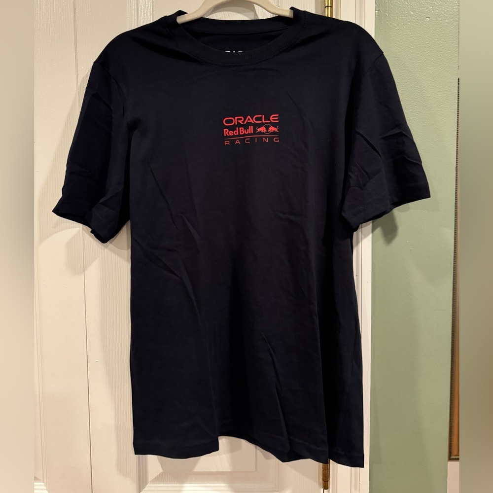 Oracle Red Bull Racing Tee with Iconic Bull Logo - Men’s Size L